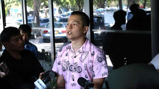 Cek Toko Sebelah Sulit Menembus China