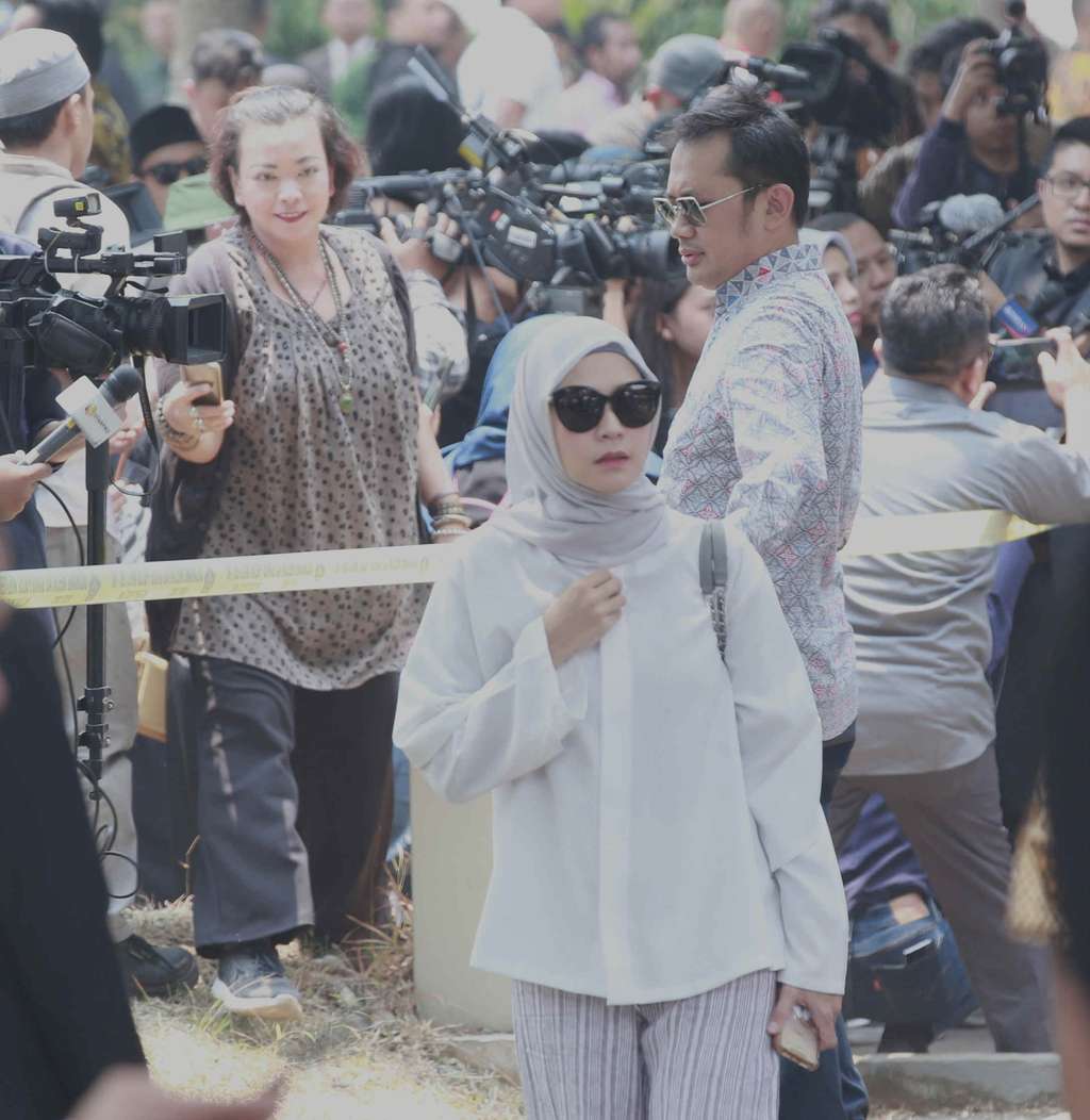 Deretan Artis dan Tokoh Politik di Pemakaman BJ Habibie