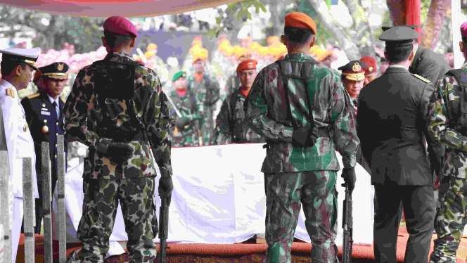 Suasana Khidmat Pemakaman BJ Habibie
