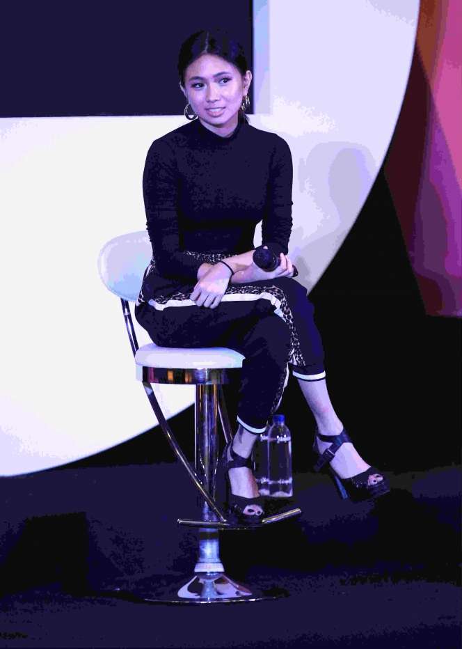 Konser Skala Internasional, Smartfren Hadirkan Niki Zefanya