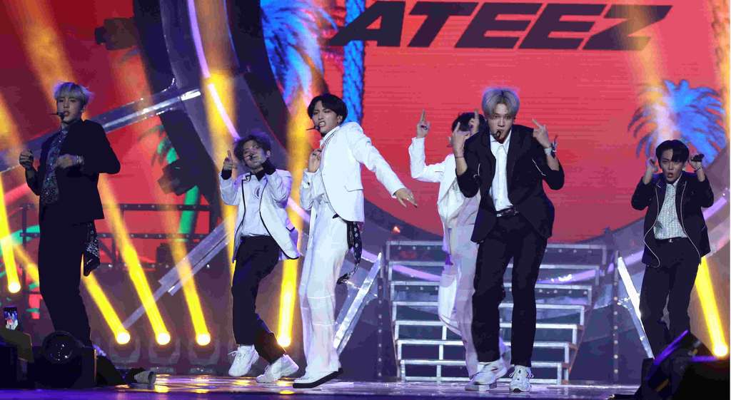 Histeris Terbius Ateez
