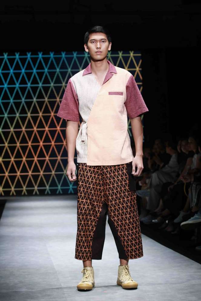 Koleksi Batik Kekinian Rama Dauhan X Alleira