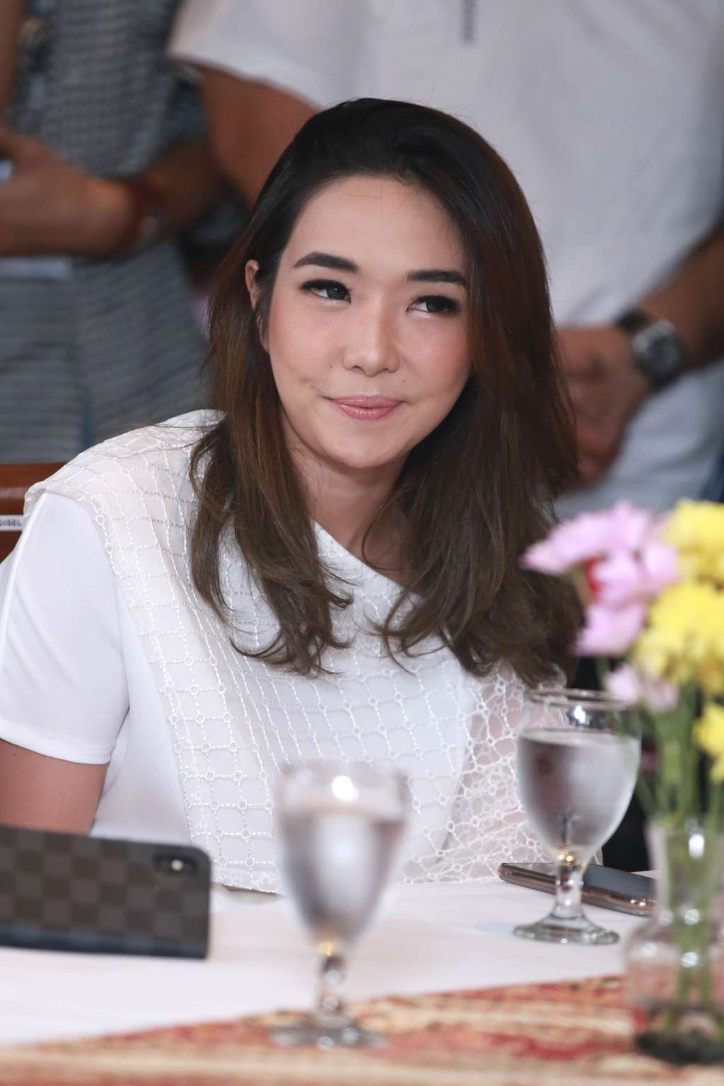 Disebut Bawa Pengaruh Buruk Aurel, Ini Klarifikasi Gisel