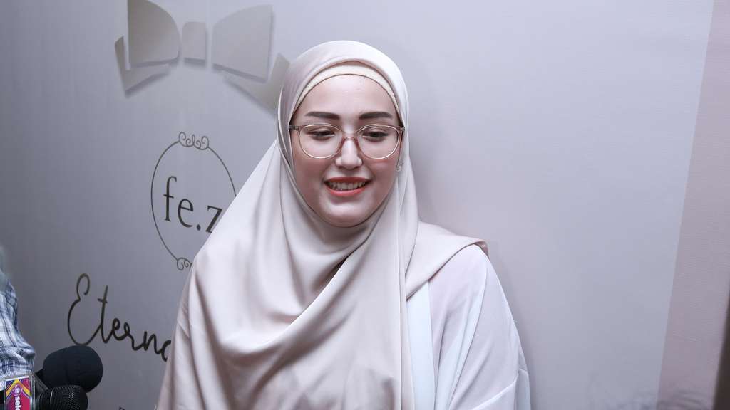 Adelia Wilhelmina Ogah Punya Anak Lagi