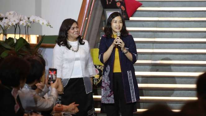 Tampil Kekinian dengan Balutan Batik Marunda