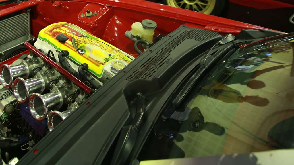 Nyeleneh, Mobil Honda S2000 Pakai 'Mesin' Mi Instan