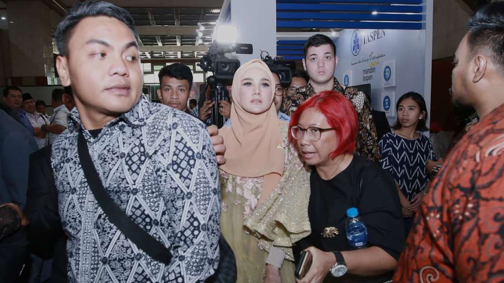 Dilantik Jadi DPR, Ini Pesan Ahmad Dhani untuk Mulan Jameela