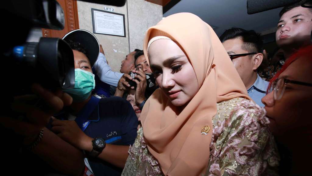 Dilantik Jadi DPR, Ini Pesan Ahmad Dhani untuk Mulan Jameela