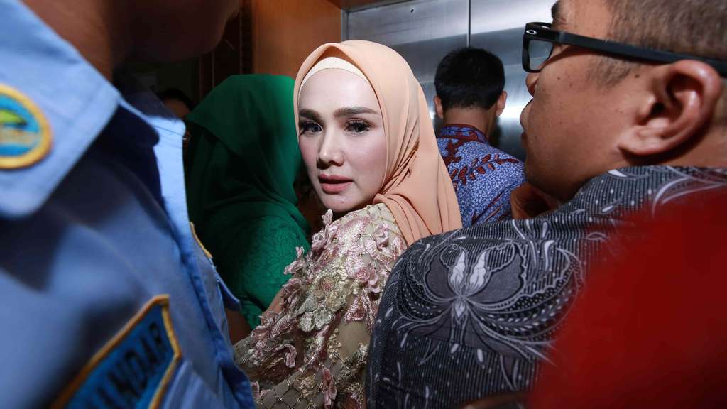 Dilantik Jadi DPR, Ini Pesan Ahmad Dhani untuk Mulan Jameela