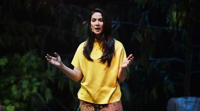 Maudy Koesnaedi dan Kisah Orang Rimba
