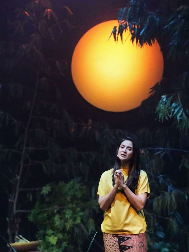 Maudy Koesnaedi dan Kisah Orang Rimba
