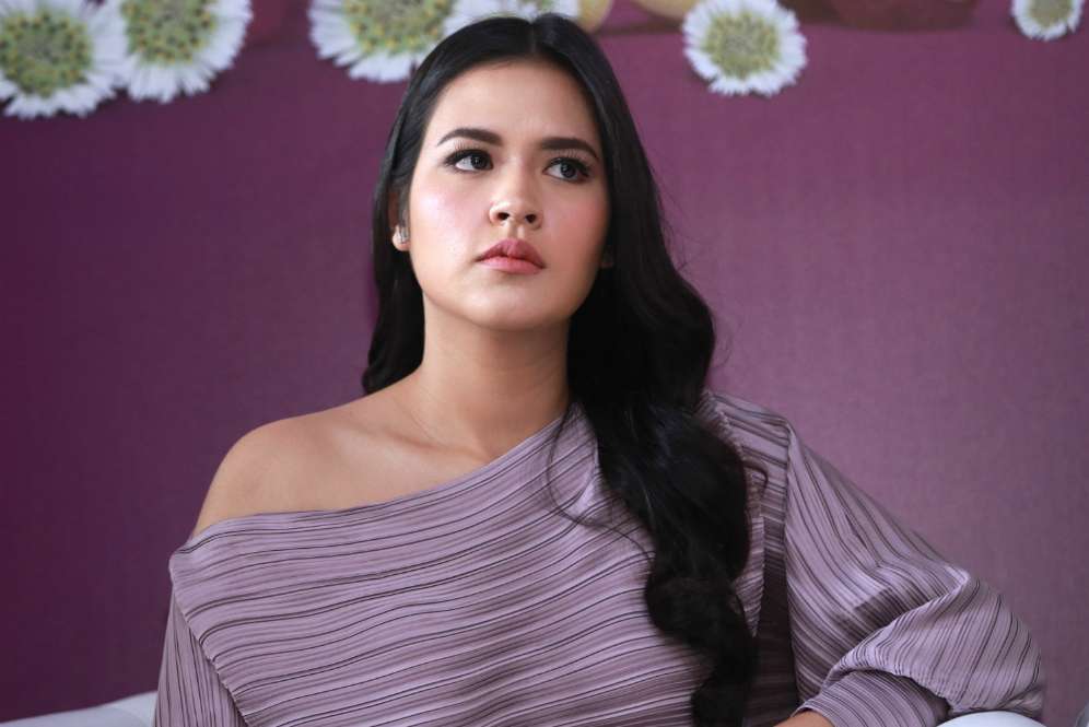 Fakta di Balik Persahabatan Raisa dan Isyana