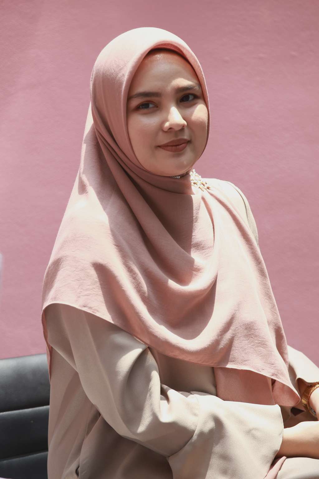 Dakwah Ria Miranda Lewat Busana Muslim Ibu dan Anak