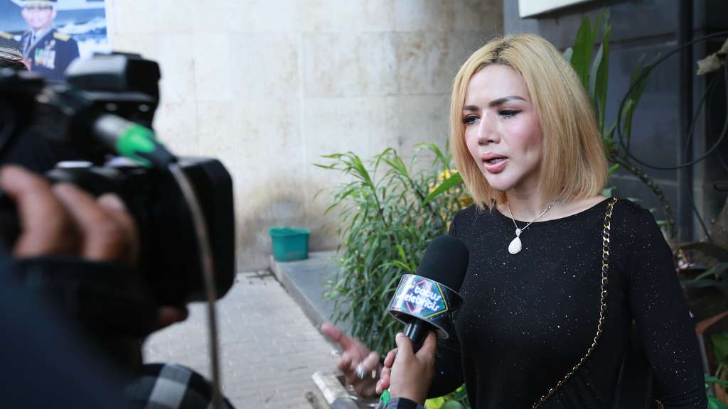 Ketahuan Jam Tangannya Palsu, Barbie Kumalasari Malu