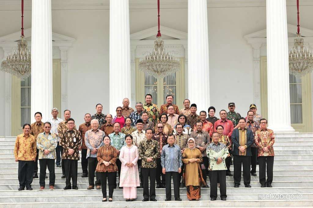 Potret Terakhir Jokowi-JK Bersama Menteri Kabinet Kerja