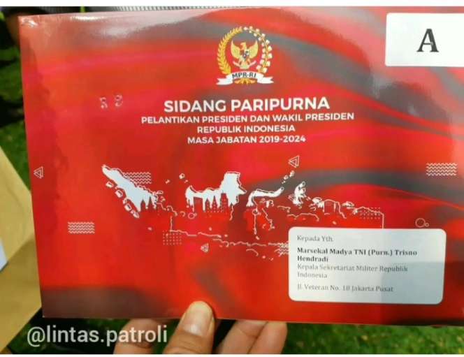 Misteri Mobil B 1 RI Berisi Parang Saat Pelatikan Jokowi