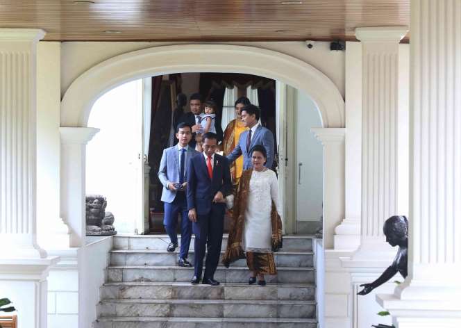 Penampilan Keluarga Jokowi Saat Berangkat Menuju Pelantikan
