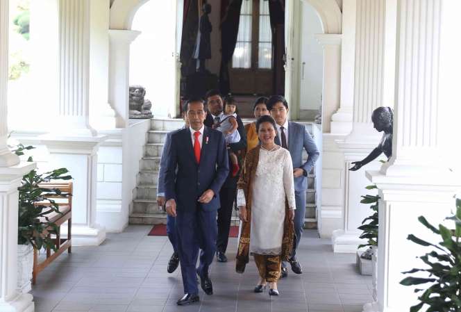 Penampilan Keluarga Jokowi Saat Berangkat Menuju Pelantikan