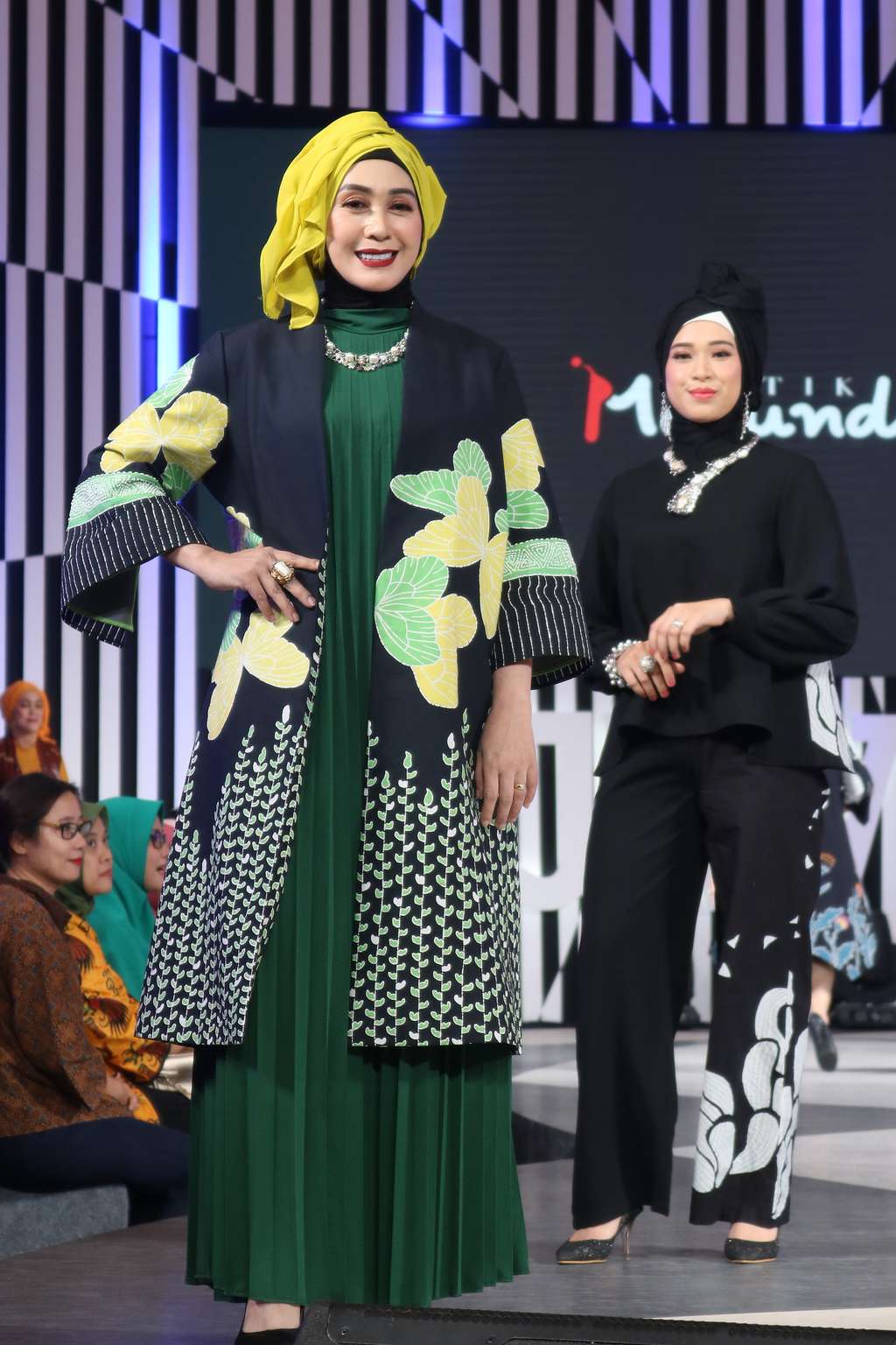 Keindahan Batik Marunda