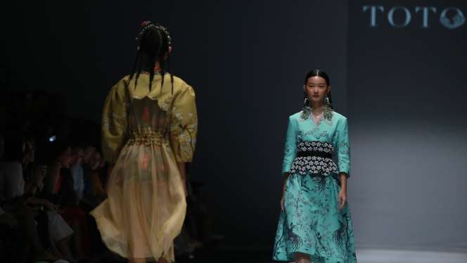 Bunga Tidur Musim Semi di Koleksi Busana TOTON