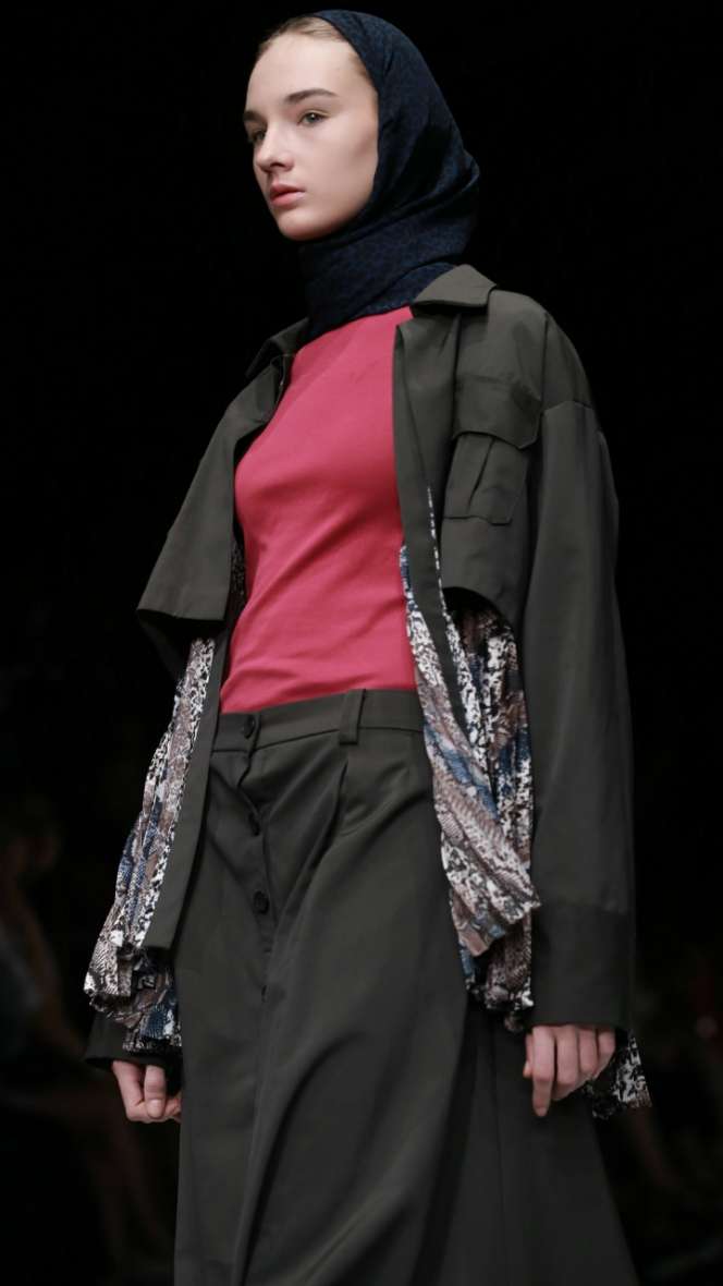 Nuansa Hijab Safari di Panggung JFW 2020