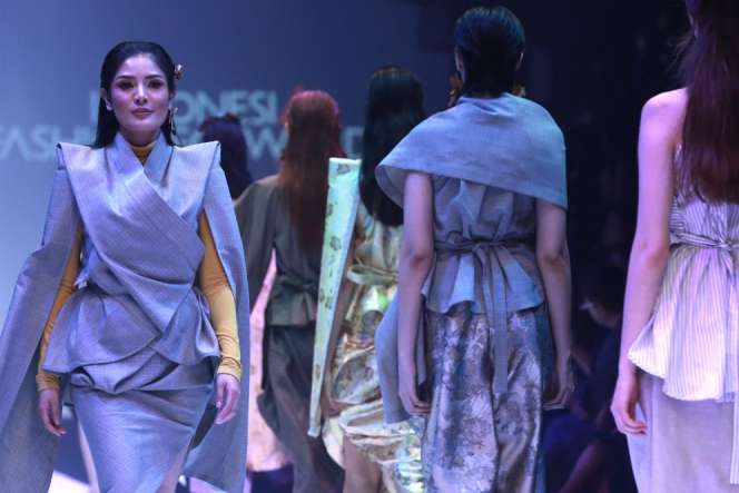 Padu Padan Busana untuk Tampil Elegan dan Berkelas