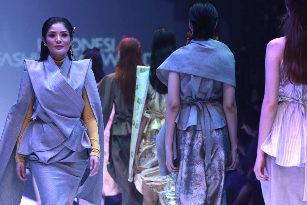 Padu Padan Busana untuk Tampil Elegan dan Berkelas