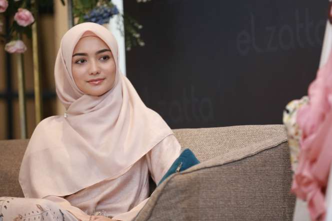 Gaya Hijab Simpel Citra Kirana