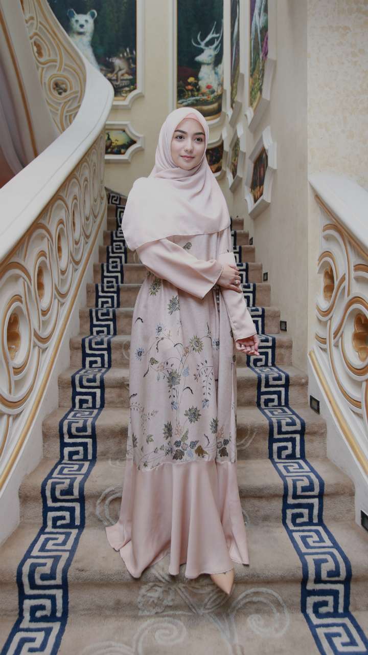 Gaya Hijab Simpel Citra Kirana
