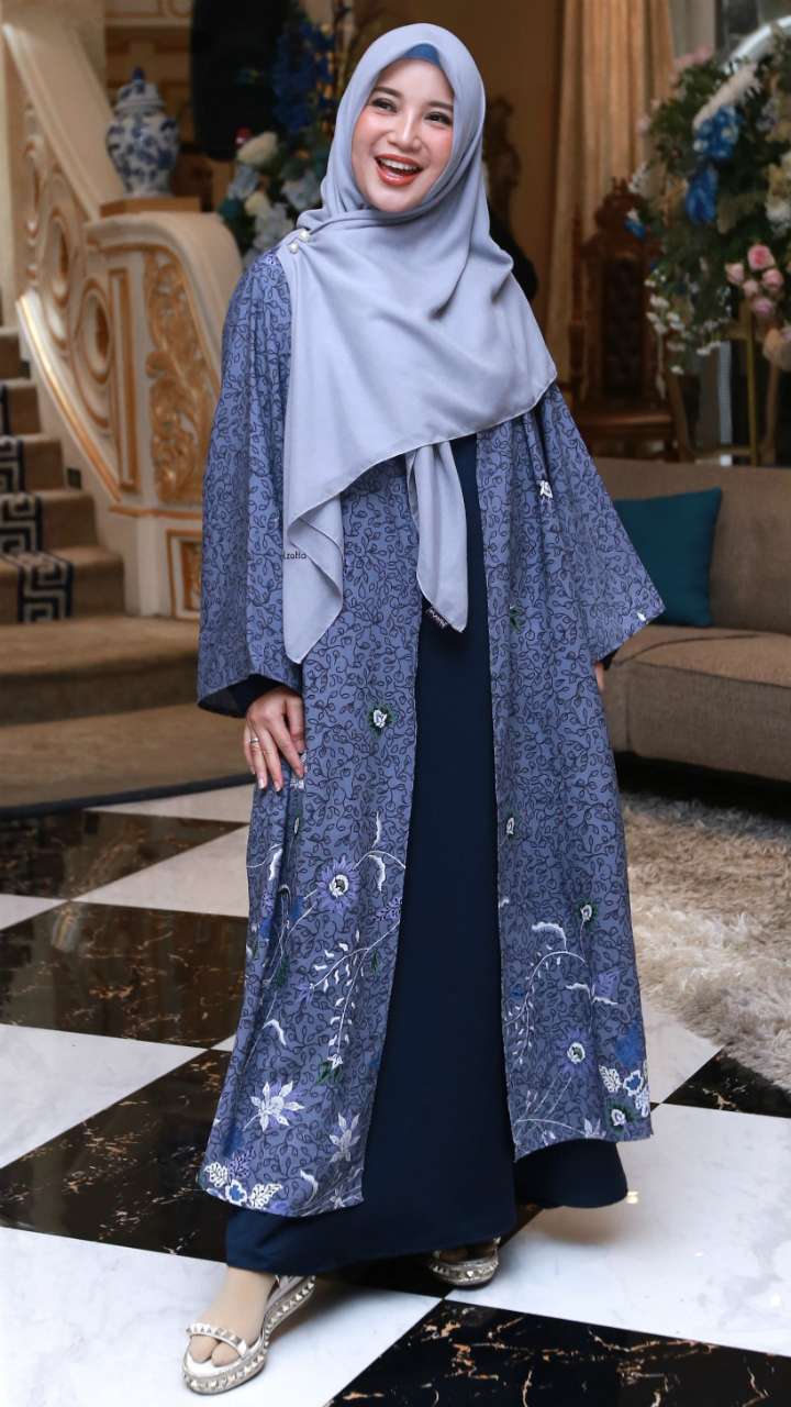 Chacha Frederica Mau Nyantren di Amerika