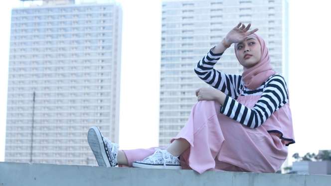 HOTD of The Month, Outfit Stylish dengan Low Budget