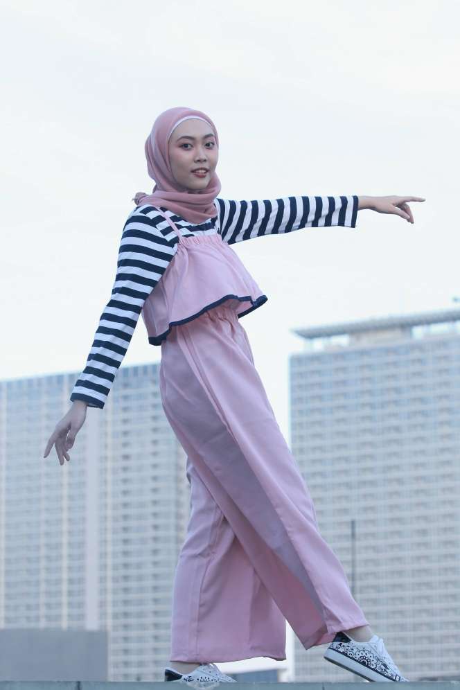 HOTD of The Month, Outfit Stylish dengan Low Budget