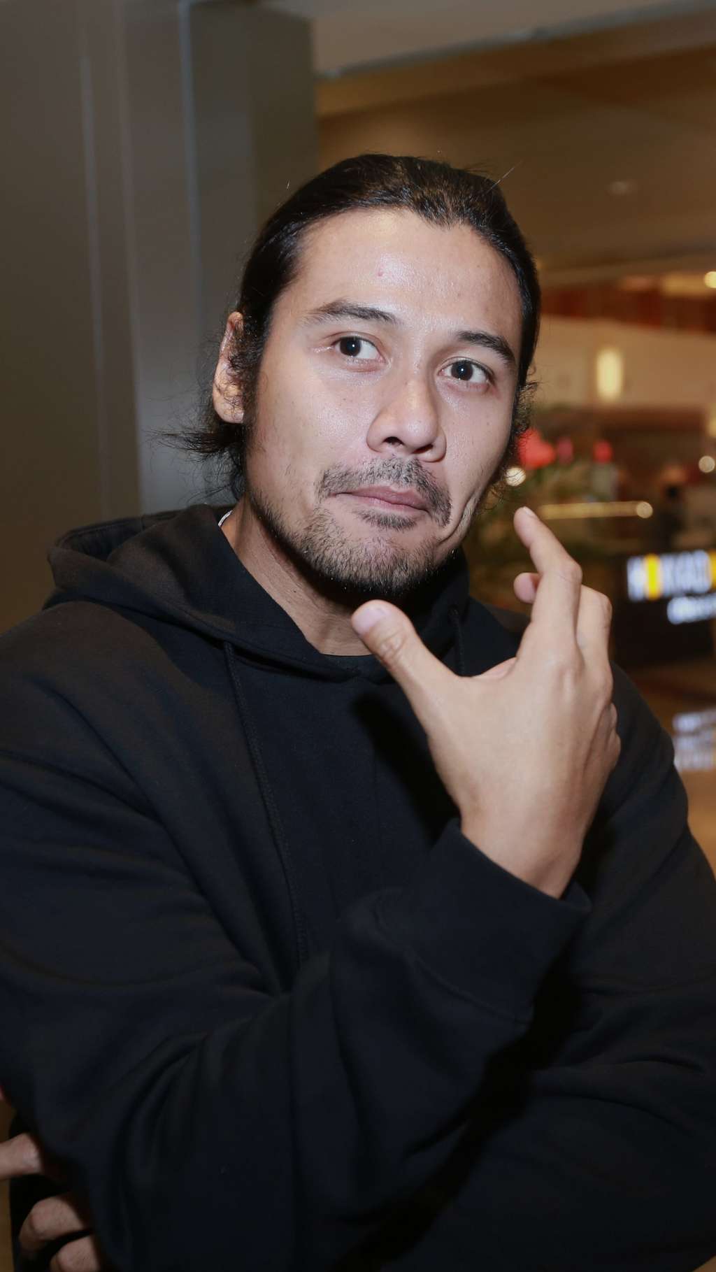 Protektifnya Chicco Jerikho pada Sang Anak