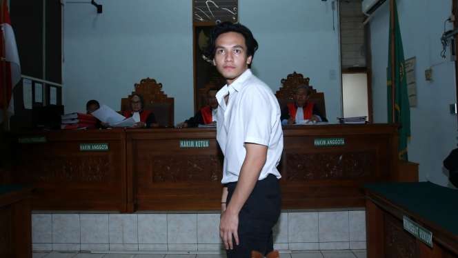 Jefri Nichol Divonis Rehabilitasi 7 Bulan