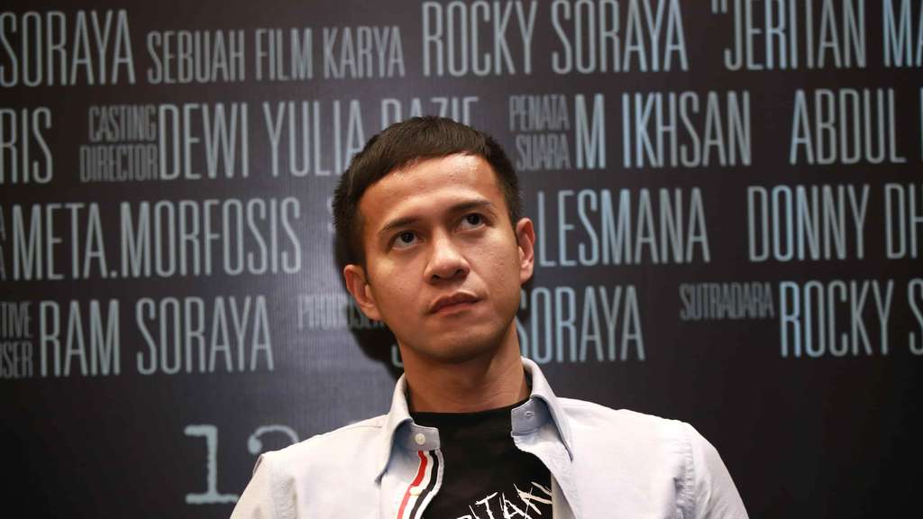 Herjunot Kesurupan Saat Jeritan Malam