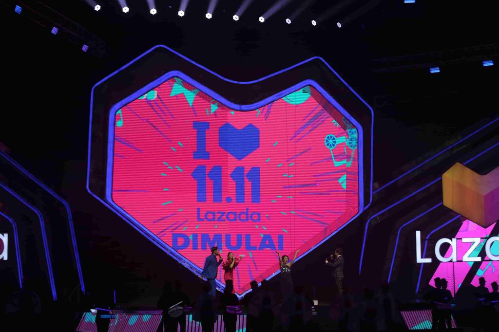 Keseruan Deretan Musisi Papan Atas di Konser Lazada Super Show