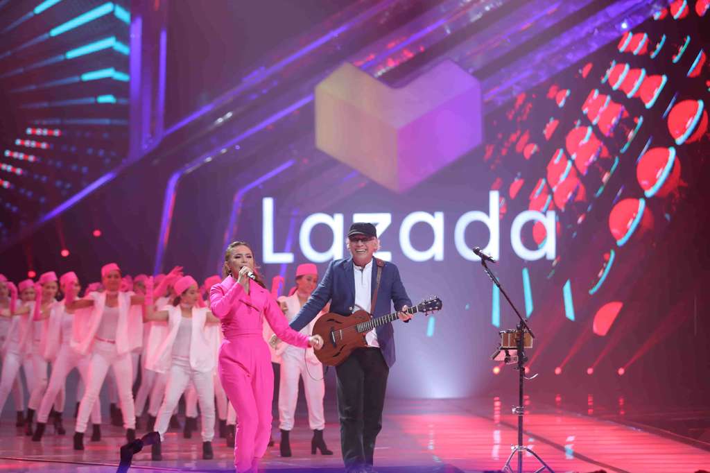 Keseruan Deretan Musisi Papan Atas di Konser Lazada Super Show