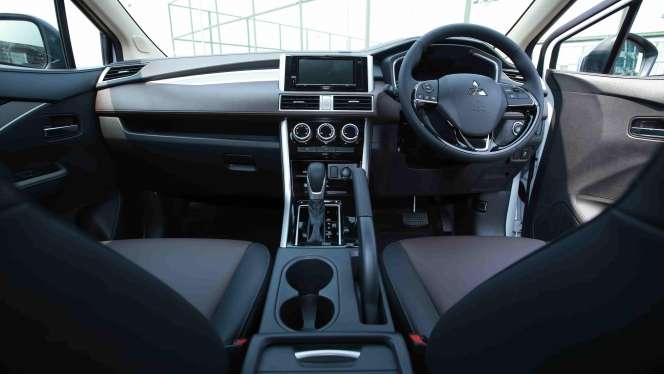 Mitsubishi Xpander Cross, Bukan Sekadar MPV Dibikin Jangkung