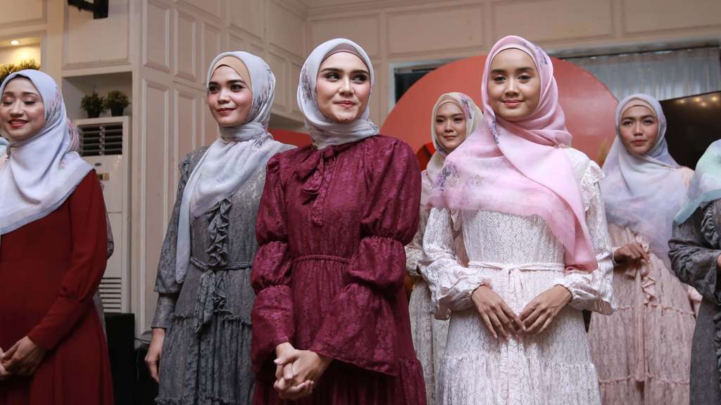 Sibuk Bisnis, Zee Zee Shahab Tetap Jaga Komitmen Keluarga