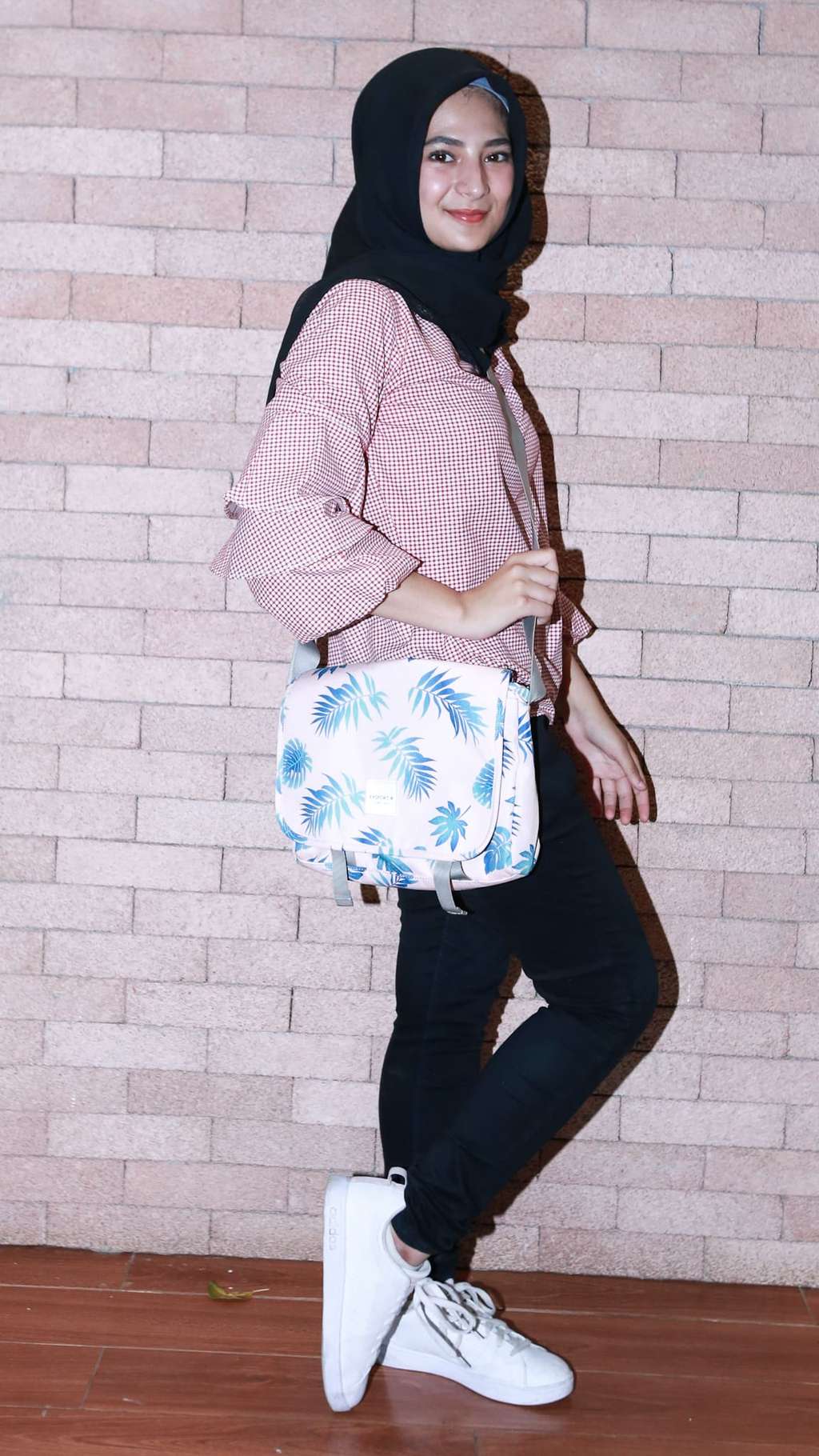 Tampil Kece dengan Printed Bag Kekinian