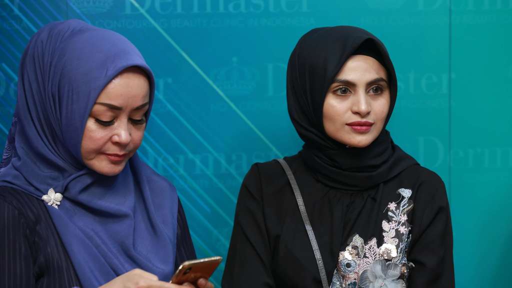Asha Shara Mulai Geluti Bisnis Hijab