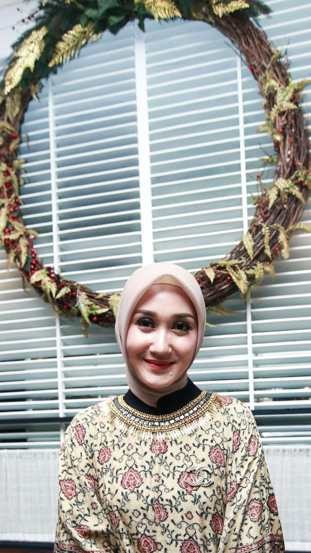 Foto Wajah Bahagia Dian Pelangi Usai Menikah