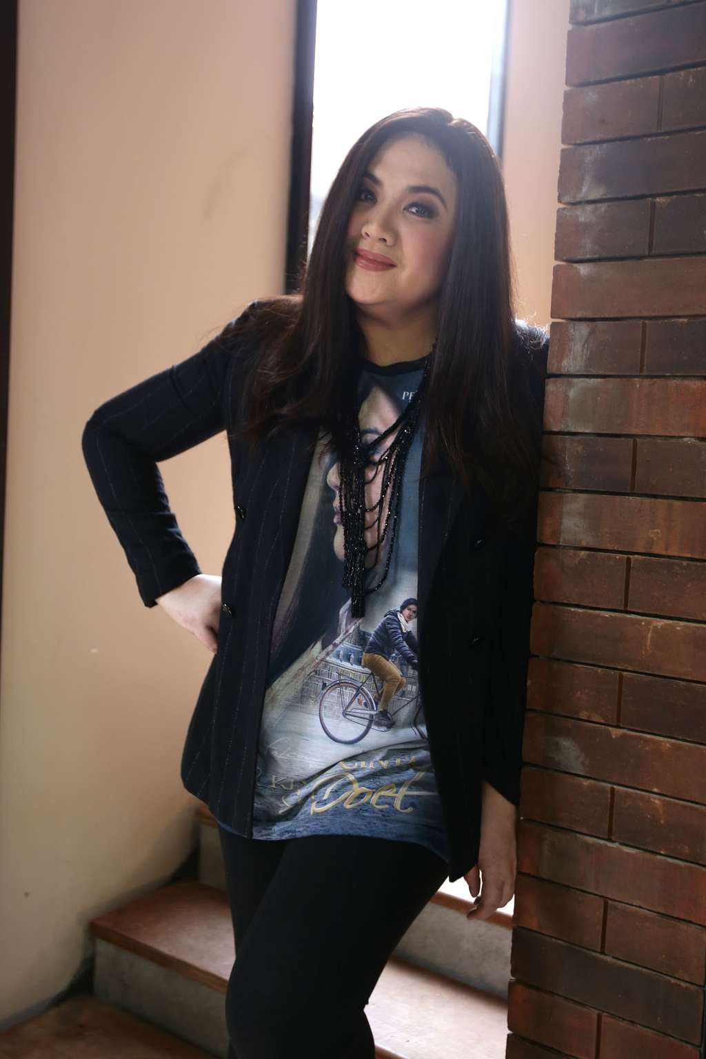 Pesona Kecantikan Cornelia Agatha di Usia 47 Tahun, Awet Muda!