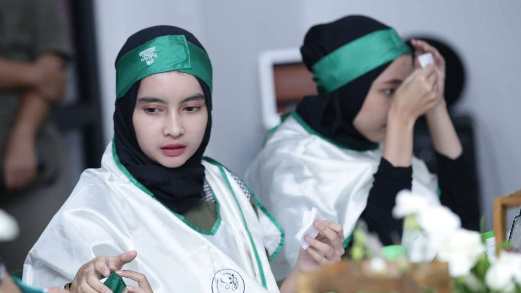 Serunya Belajar Makeup dan Hijab Mist Bareng Sariayu X Dream