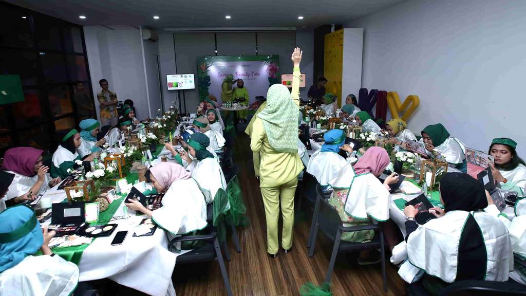 Serunya Belajar Makeup dan Hijab Mist Bareng Sariayu X Dream