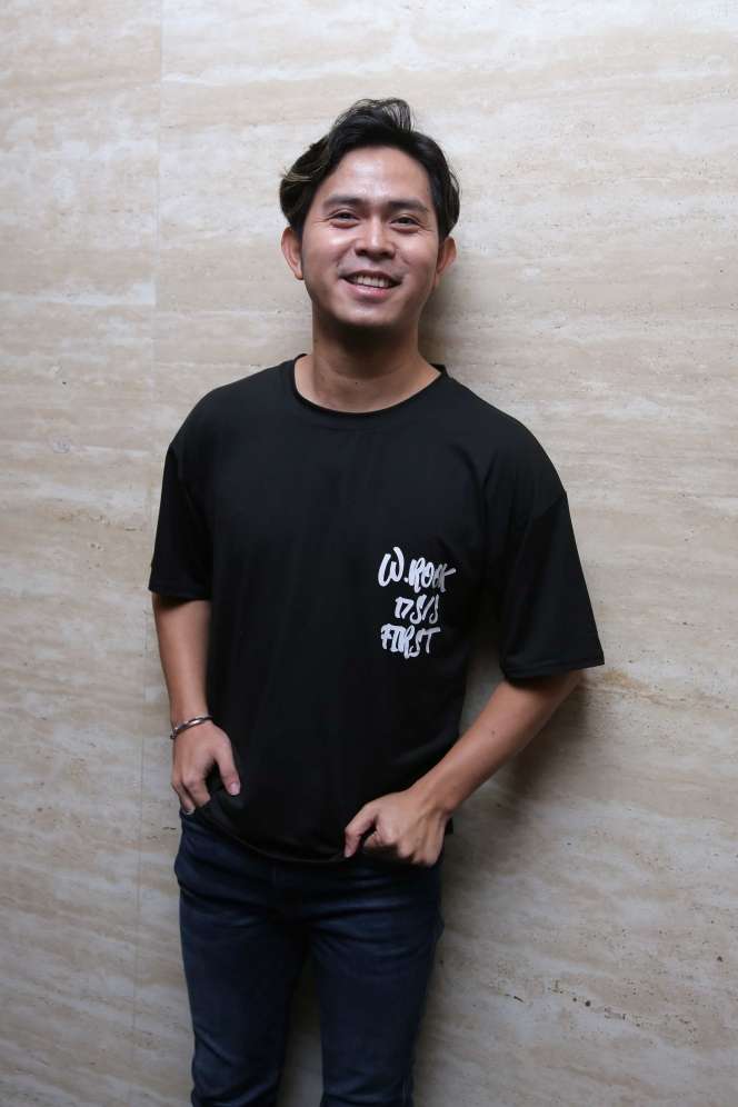 Cakra Khan Tak Pede Nyanyikan Lagu Sendiri