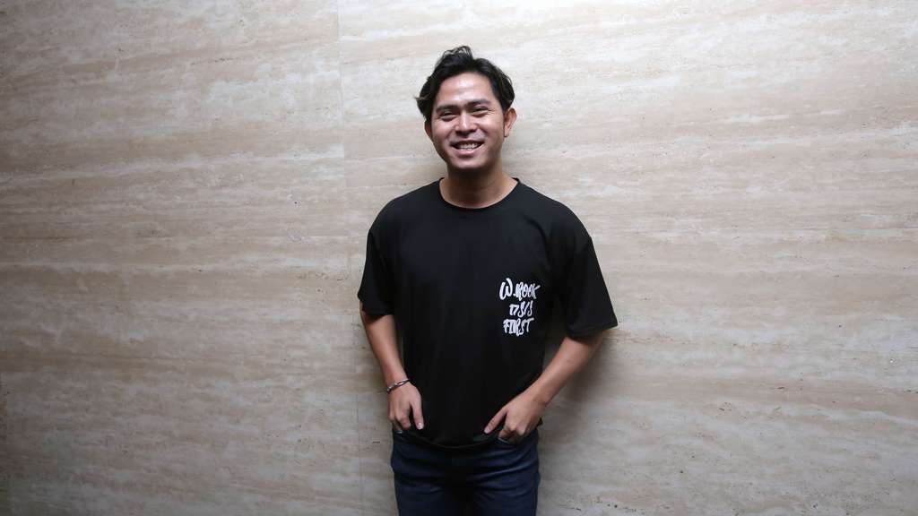 Cakra Khan Tak Pede Nyanyikan Lagu Sendiri