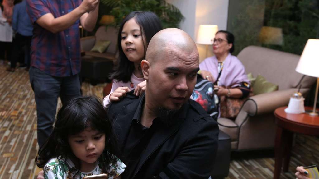 Ahmad Dhani Penasaran dengan Akting Al Ghazali