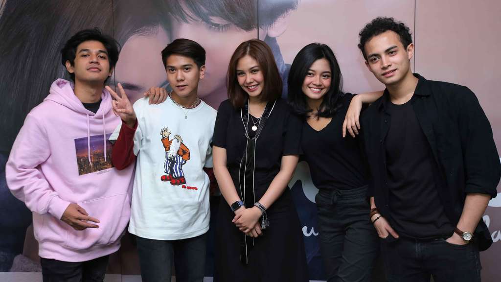 Pengakuan Iqbaal Ramadhan Sering Tidur di Atas Meja Kelas