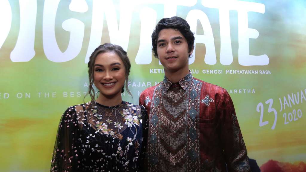 Di Balik Kemesraan Al Ghazali dan Caitlin Helderman